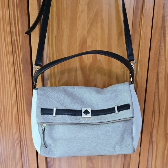 kate spade Handbags - Kate Spade Gray and Black Shoulder Bag EUC